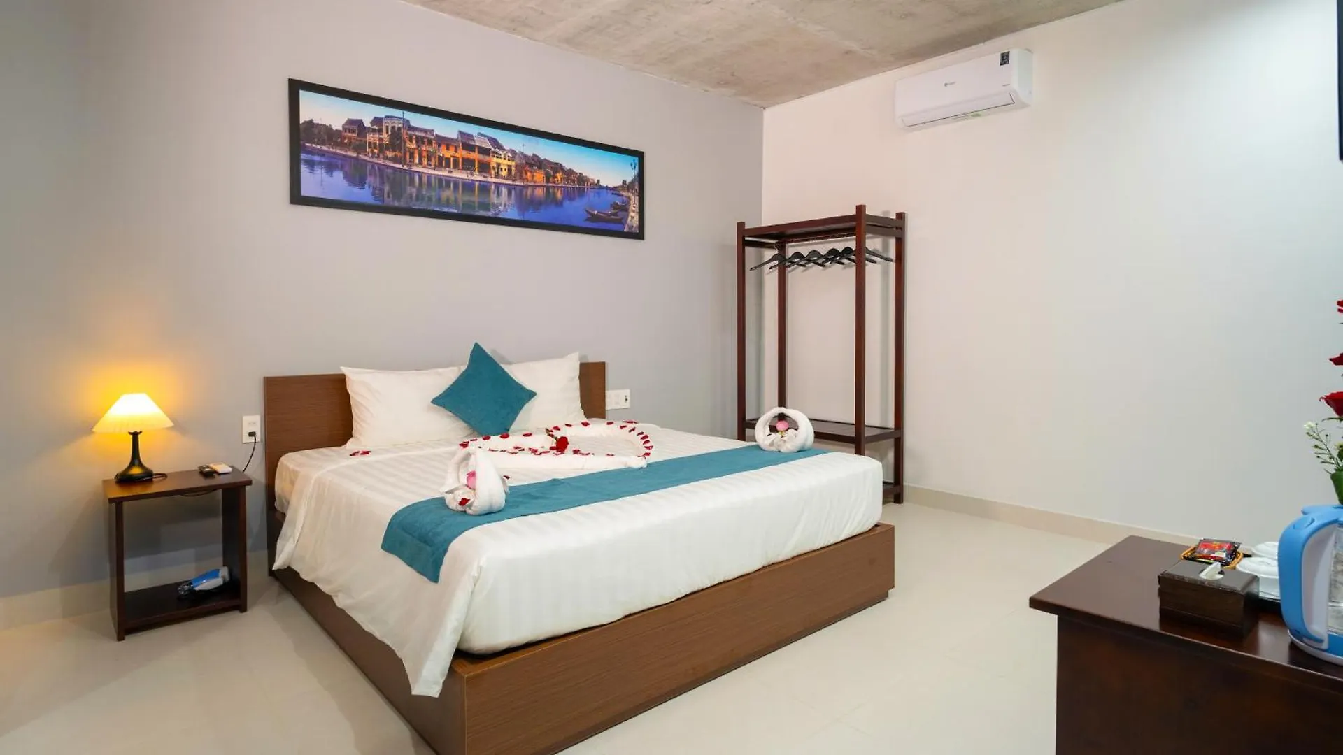 The Saltfield Hoi An Villa Hotel