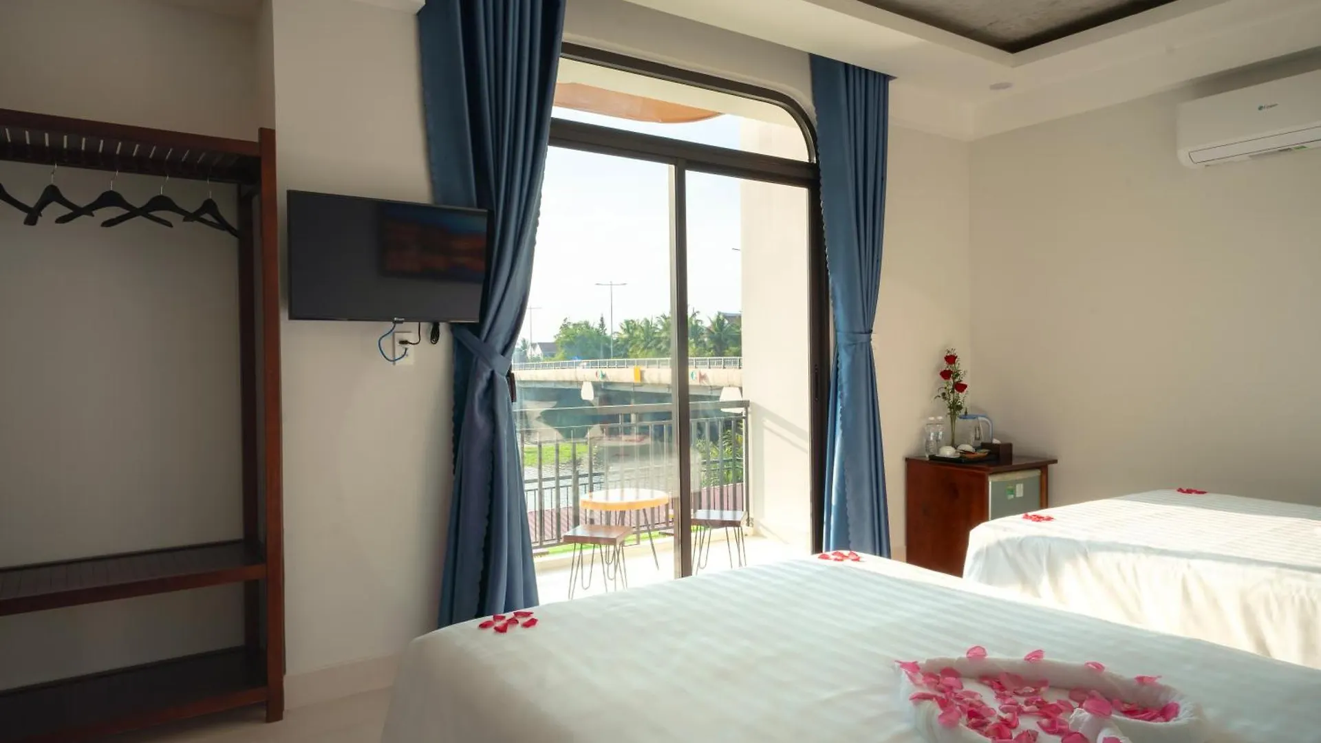 The Saltfield Hoi An Villa Hotel